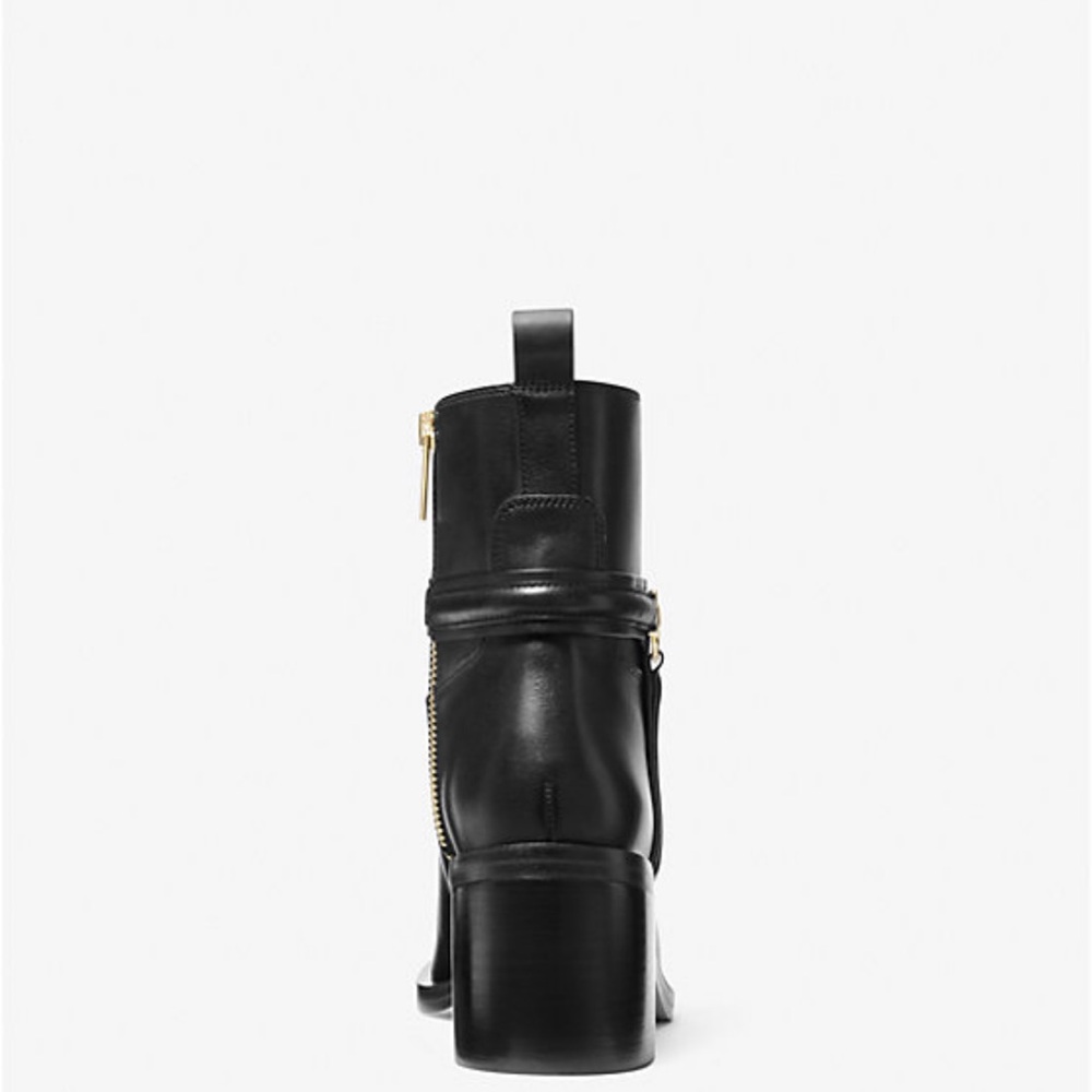Michael Kors NWT Mindy Leather Ankle Block Heeled Boots with Gold Hardware - Picture 4 of 9